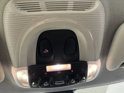 Photo 27 Mini Mini Hatch 5 Portes One 102 ch