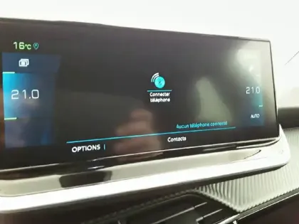 Photo 21 Peugeot 2008  Electrique 136 ch