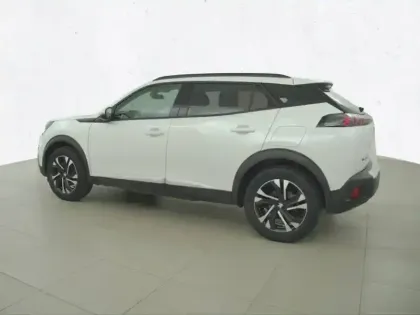 Photo 6 Peugeot 2008  Electrique 136 ch