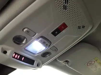 Photo 22 Peugeot 2008  Electrique 136 ch