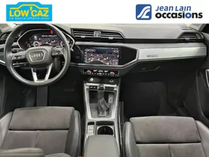 Photo 17 Audi Q3  45 TFSI 230 ch S tronic 7 Quattro