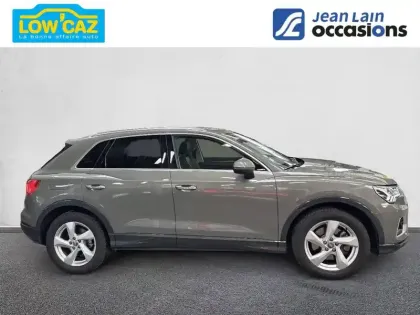 Photo 3 Audi Q3  45 TFSI 230 ch S tronic 7 Quattro