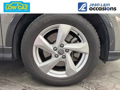 Photo 8 Audi Q3  45 TFSI 230 ch S tronic 7 Quattro