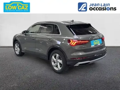 Photo 6 Audi Q3  45 TFSI 230 ch S tronic 7 Quattro