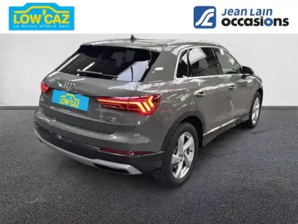 Photo 4 Audi Q3  45 TFSI 230 ch S tronic 7 Quattro