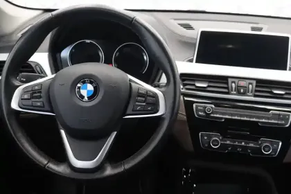 Photo 9 BMW X1  sDrive 20i 178 ch DKG7