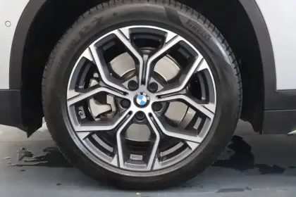 Photo 6 BMW X1  sDrive 20i 178 ch DKG7