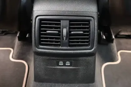 Photo 26 BMW X1  sDrive 20i 178 ch DKG7