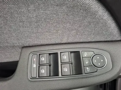 Photo 35 Renault Clio  E-Tech full hybrid 145 ch GSR2