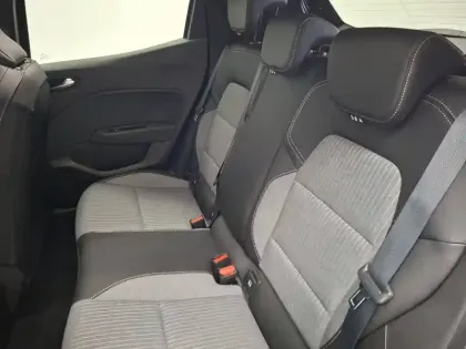 Photo 25 Renault Clio  E-Tech full hybrid 145 ch GSR2