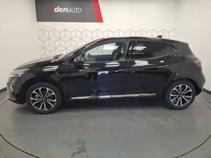 Photo 6 Renault Clio  E-Tech full hybrid 145 ch GSR2