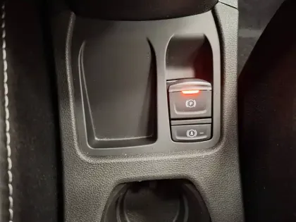 Photo 45 Renault Clio  E-Tech full hybrid 145 ch GSR2