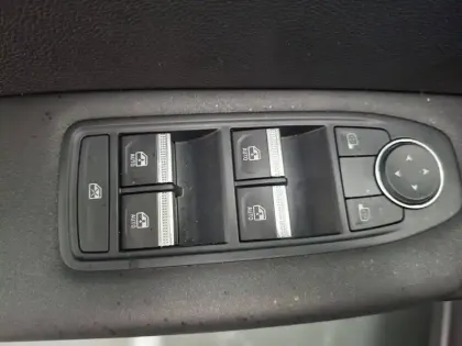 Photo 31 Renault Captur  TCe 90 ch