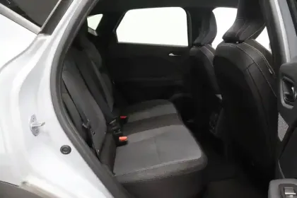 Photo 6 Renault Captur  E-Tech full hybrid 145 ch