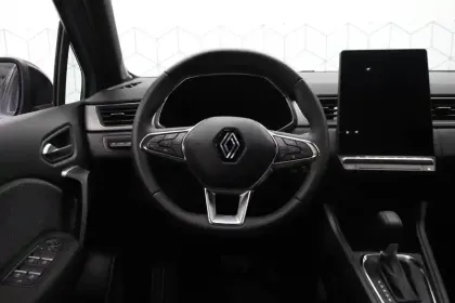 Photo 8 Renault Captur  E-Tech full hybrid 145 ch