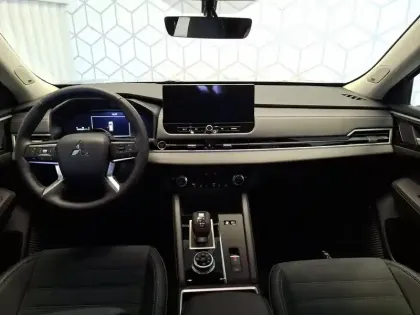 Photo 7 Mitsubishi Outlander  2.4 MIVEC PHEV 306 4WD