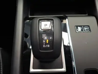 Photo 16 Mitsubishi Outlander  2.4 MIVEC PHEV 306 4WD