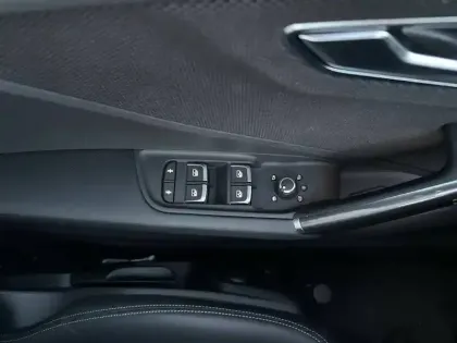 Photo 24 Audi Q2  35 TFSI 150 S tronic 7