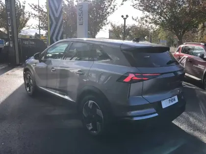 Photo 22 Renault Symbioz  E-Tech full hybrid 145