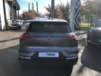 Photo 21 Renault Symbioz  E-Tech full hybrid 145