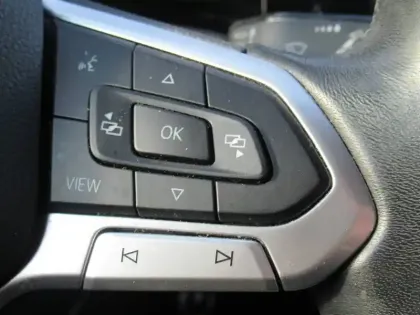 Photo 29 Volkswagen Golf  2.0 TDI SCR 115 BVM6