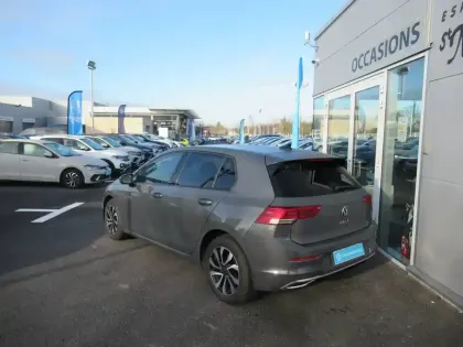 Photo 40 Volkswagen Golf  2.0 TDI SCR 115 BVM6