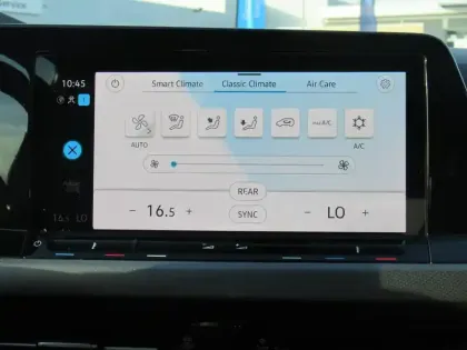 Photo 23 Volkswagen Golf  2.0 TDI SCR 115 BVM6