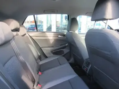 Photo 32 Volkswagen Golf  2.0 TDI SCR 115 BVM6