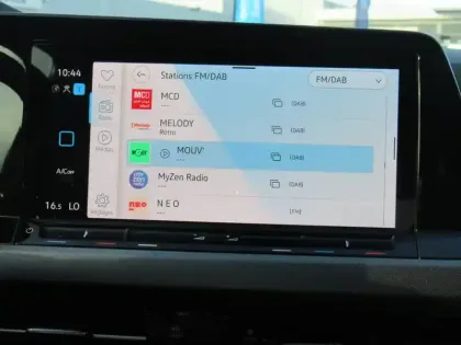 Photo 57 Volkswagen Golf  2.0 TDI SCR 115 BVM6