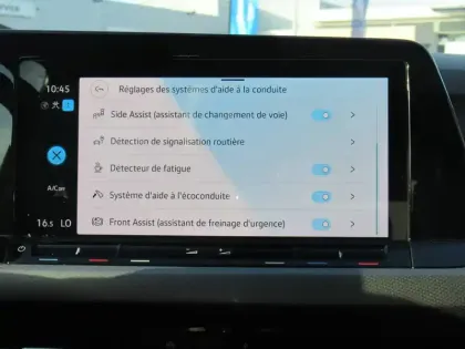 Photo 22 Volkswagen Golf  2.0 TDI SCR 115 BVM6