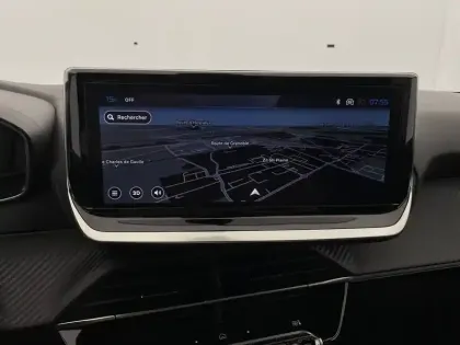 Photo 83 Peugeot 208  Hybrid 145 e-DCS6