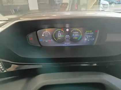 Photo 20 Peugeot 308  PHEV 180 e-EAT8 Allure Pack