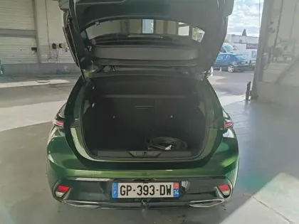 Photo 7 Peugeot 308  PHEV 180 e-EAT8 Allure Pack