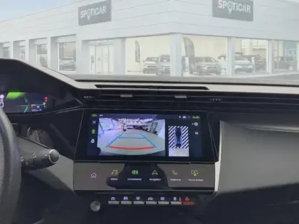 Photo 25 Peugeot 408  Hybrid 136 e-DCS6 GT