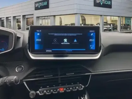 Photo 10 Peugeot 208  PureTech 100 S&S BVM6 Allure Pack