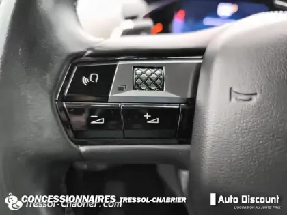 Photo 18 DS DS 3 DS3 Crossback PureTech 130 EAT8 Grand Chic