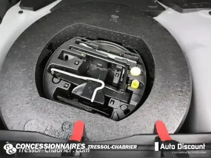 Photo 26 DS DS 3 DS3 Crossback PureTech 130 EAT8 Grand Chic