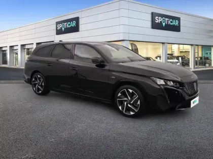 Photo 28 Peugeot 308  SW PHEV 180 e-EAT8 Allure Pack