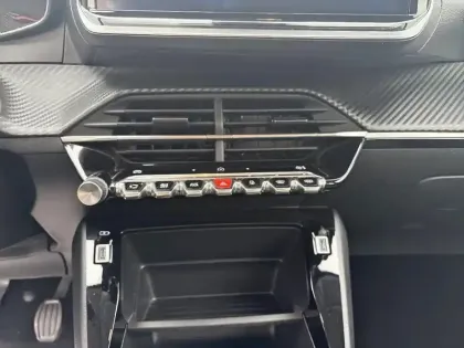 Photo 12 Peugeot 208  100 S&S BVM6 Style