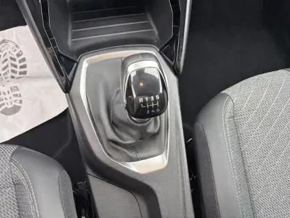 Photo 23 Peugeot 208  100 S&S BVM6 Style