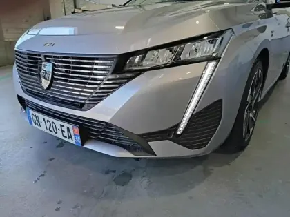 Photo 13 Peugeot 308  SW PHEV 180 e-EAT8 Active Pack