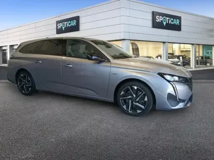 Photo 28 Peugeot 308  SW PHEV 180 e-EAT8 Active Pack