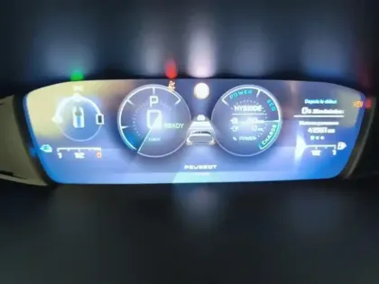 Photo 20 Peugeot 308  PHEV 180 e-EAT8 Allure Pack