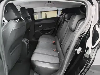 Photo 22 Peugeot 308  PHEV 180 e-EAT8 Allure Pack