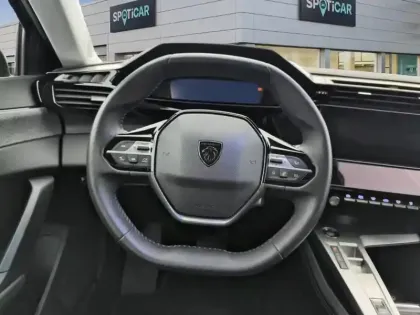 Photo 11 Peugeot 308  PHEV 180 e-EAT8 Allure Pack