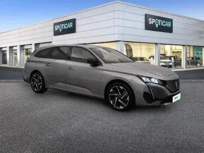 Photo 28 Peugeot 308  SW PHEV 180 e-EAT8 Allure Pack