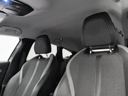 Photo 24 Peugeot 308  SW PHEV 180 e-EAT8 Allure Pack