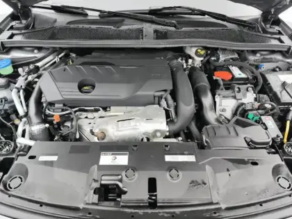 Photo 6 Peugeot 308  SW PHEV 180 e-EAT8 Allure Pack