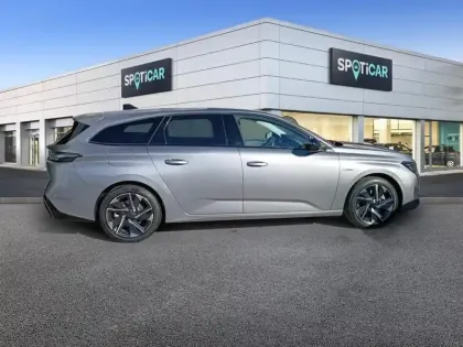Photo 5 Peugeot 308  SW PHEV 180 e-EAT8 Allure Pack