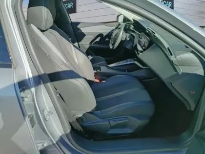 Photo 8 Peugeot 308  SW PHEV 180 e-EAT8 Allure Pack